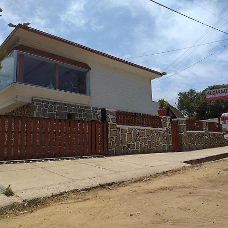 Hostal La Estrella 75 El Quisco Exterior foto